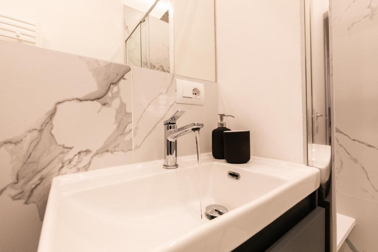 Luxury Apartment - A Due Passi Dal Centro Di Milano المظهر الخارجي الصورة